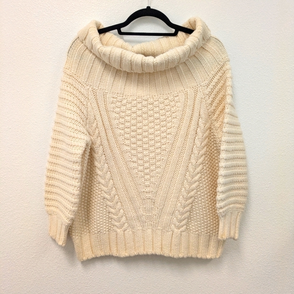 H&M Ivory Chunky Cableknit Cowl Neck Wool Blend Sweater sz L - Picture 1 of 11